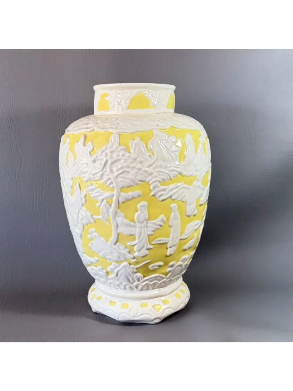 Vintage Stangl Pottery Chinoiserie Vase Yellow White Pagoda Relief Irene 11